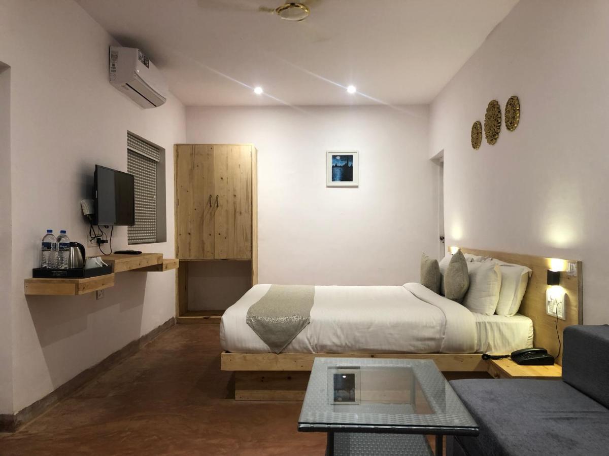 Inn Morjim A Boutique Beach Hotel Экстерьер фото